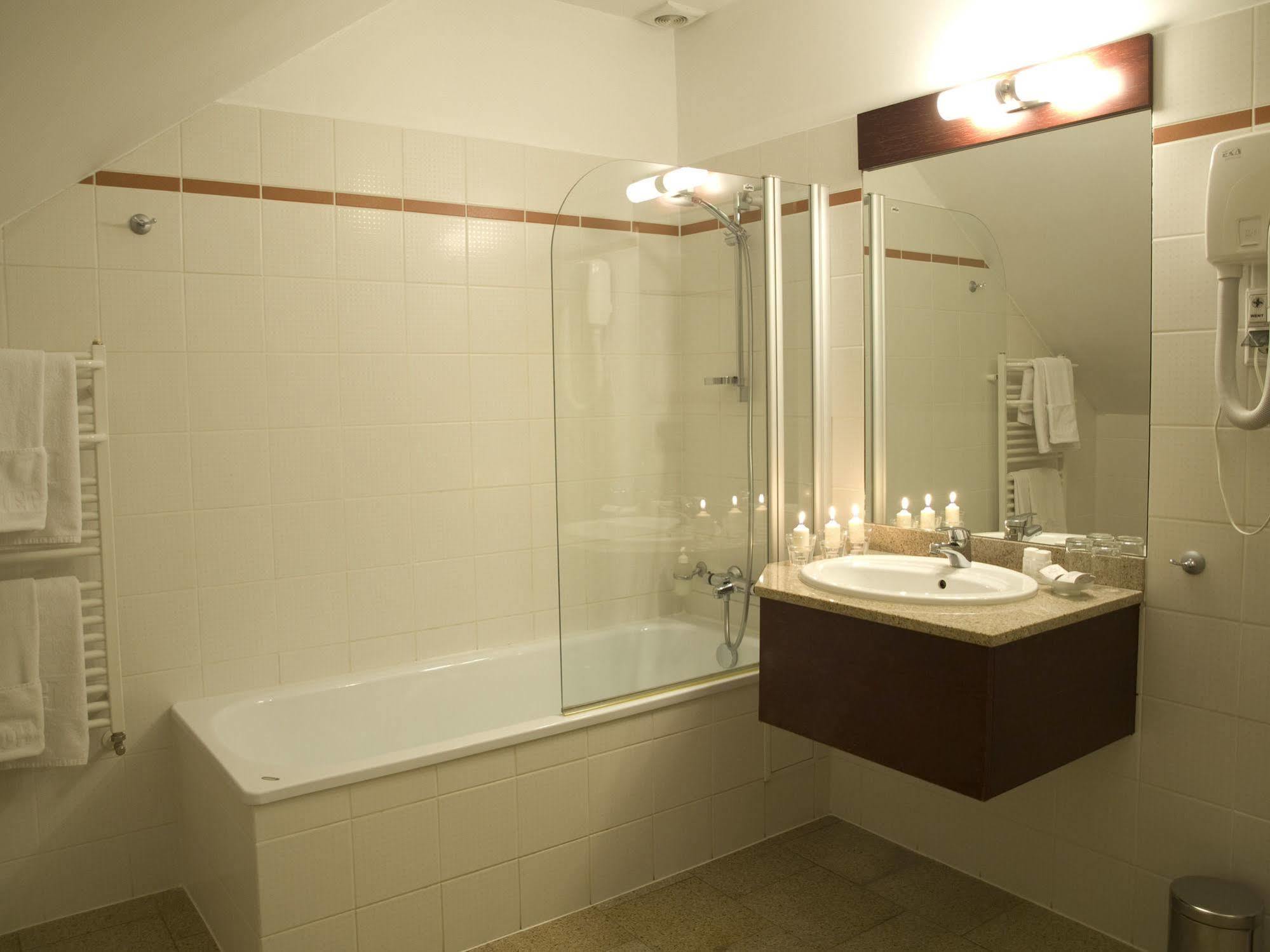 Hotel Atrium 4*
